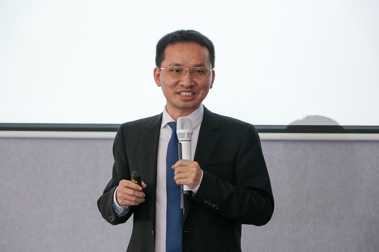 IMG_2298.jpg IMG_2298.jpg